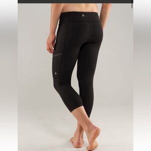lululemon athletica Black Leggings run your heart out hidden side & key pockets